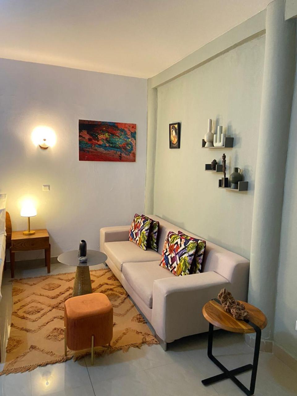 ThiesLa Fandenoise住宿加早餐旅馆 外观 照片